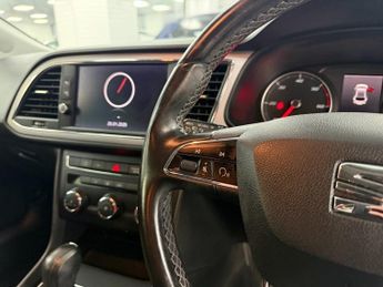 SEAT LEON 1.6 TDI SE Dynamic Hatchback 5dr Diesel DSG Euro 6 (s/s) (115 ps