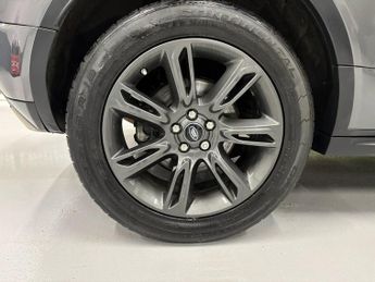 LAND ROVER RANGE ROVER EVOQUE 2.0 TD4 Landmark SUV 5dr Diesel Auto in Grey 4WD Euro 6