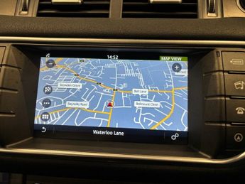 LAND ROVER RANGE ROVER EVOQUE 2.0 TD4 Landmark SUV 5dr Diesel Auto in Grey 4WD Euro 6