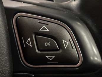 LAND ROVER RANGE ROVER EVOQUE 2.0 TD4 Landmark SUV 5dr Diesel Auto in Grey 4WD Euro 6