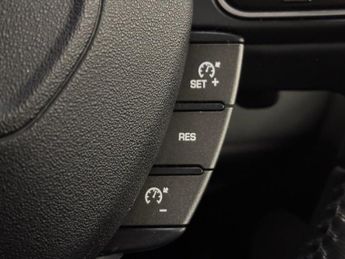 LAND ROVER RANGE ROVER EVOQUE 2.0 TD4 Landmark SUV 5dr Diesel Auto in Grey 4WD Euro 6