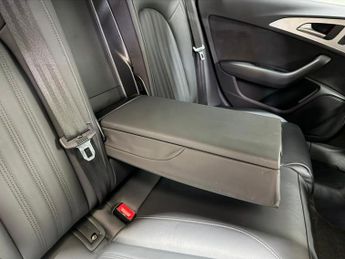 AUDI A6 AVANT 2.0 TDI ultra S line Estate 5dr Diesel S Tronic Euro 6 (s/s) (19