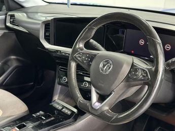 VAUXHALL MOKKA ELECTRIC 50kWh Elite Premium SUV 5dr Electric Auto (136 ps)