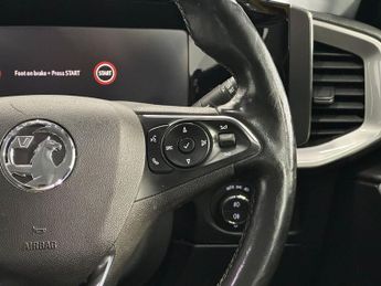 VAUXHALL MOKKA ELECTRIC 50kWh Elite Premium SUV 5dr Electric Auto (136 ps)