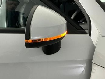 AUDI A1 1.4 TFSI S line Hatchback 3dr Petrol S Tronic Euro 6 (s/s) (125 