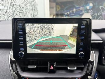 TOYOTA COROLLA 1.8 VVT-h Icon Tech Hatchback 5dr Petrol Hybrid CVT Euro 6 (s/s)