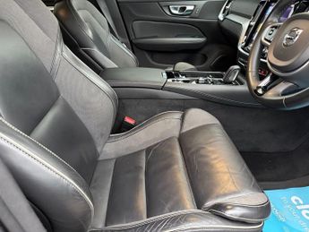 VOLVO V60 2.0h T6 Recharge 11.6kWh R-Design Estate 5dr Petrol Plug-in Hybr