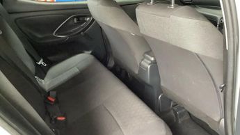 TOYOTA YARIS 1.5 VVT-h Icon Hatchback 5dr Petrol Hybrid E-CVT Euro 6 (s/s) (1
