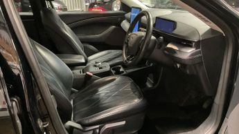 FORD MUSTANG MACH-E Standard Range 70kWh SUV 5dr Electric Automatic (269 ps)