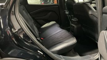 FORD MUSTANG MACH-E Standard Range 70kWh SUV 5dr Electric Automatic (269 ps)