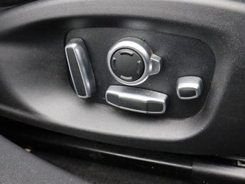 JAGUAR I-PACE 400 90kWh HSE SUV 5dr Electric Auto 4WD (400 ps)