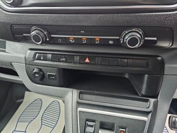 PEUGEOT E-EXPERT White e 1200 75kWh electric panel van, 48,600 miles, ULEZ compli