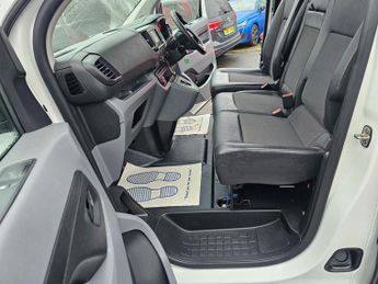 PEUGEOT E-EXPERT White e 1200 75kWh electric panel van, 48,600 miles, ULEZ compli