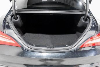 MERCEDES-BENZ CLA 2.1 CLA220d AMG Line Coupe 4dr Diesel 7G-DCT Euro 6 (s/s) (177 p