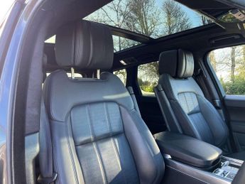 LAND ROVER RANGE ROVER SPORT 3.0 Range Rover Sport Autobiography Dynamic SDV6 Auto 4WD 5dr