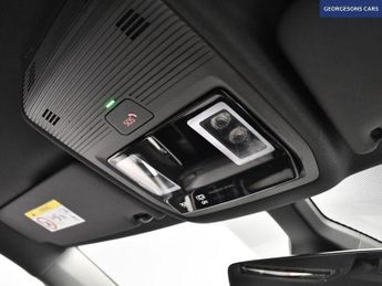 VOLKSWAGEN ID.3 Pro 58kWh Life Hatchback 5dr Electric Auto (145 ps)