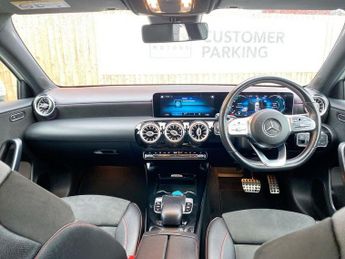MERCEDES-BENZ A CLASS 1.5 A180d AMG Line (Premium) Hatchback 5dr Diesel 7G-DCT Euro 6 