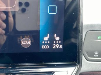 VOLKSWAGEN ID.3 Pro Performance 58kWh Life Hatchback 5dr Electric Auto (204 ps)