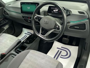 VOLKSWAGEN ID.3 Pro Performance 58kWh Life Hatchback 5dr Electric Auto (204 ps) 