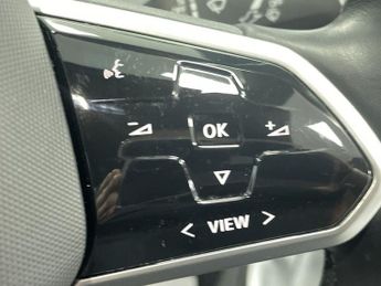 VOLKSWAGEN ID.3 Pro Performance 58kWh Life Hatchback 5dr Electric Auto (204 ps) 