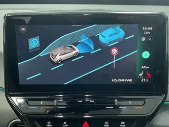 VOLKSWAGEN ID.3 Pro Performance 58kWh Life Hatchback 5dr Electric Auto (204 ps) 