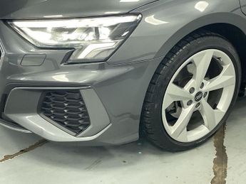 AUDI A3 1.4 TFSIe 40 S line Sportback 5dr Petrol Plug-in Hybrid S Tronic