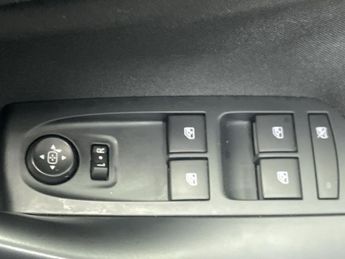 VAUXHALL ASTRA 1.4i SRi Hatchback 5dr Petrol Manual Euro 6 (100 ps) - AA INSPEC