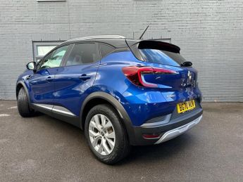 RENAULT CAPTUR 1.0 TCe Iconic SUV 5dr Petrol Manual Euro 6 (s/s) (100 ps)
