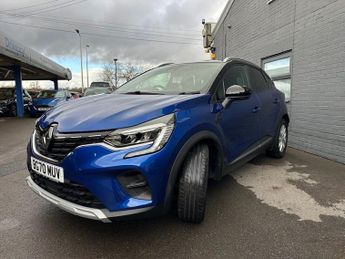 RENAULT CAPTUR 1.0 TCe Iconic SUV 5dr Petrol Manual Euro 6 (s/s) (100 ps)
