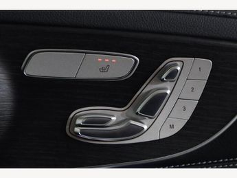 MERCEDES-BENZ C CLASS 2.0 C300d AMG Line Night Edition (Premium Plus) G-Tronic+ 4MATIC