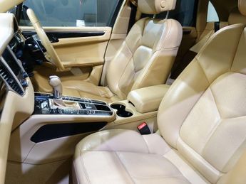 PORSCHE MACAN 3.0 TD V6 S SUV 5dr Diesel PDK 4WD Euro 6 (s/s) (258 ps)