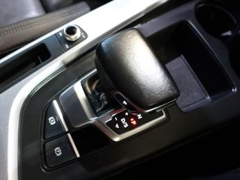 AUDI A4 2.0 TDI 35 Sport Edition Saloon 4dr Diesel S Tronic Euro 6 (s/s)