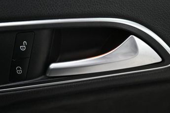 MERCEDES-BENZ CLA 2.1 CLA220d AMG Line Shooting Brake 5dr Diesel 7G-DCT Euro 6 (s/