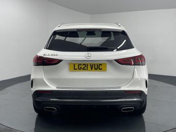 MERCEDES-BENZ GLA 1.3 GLA200 AMG Line (Executive) SUV 5dr Petrol 7G-DCT Euro 6 (s/