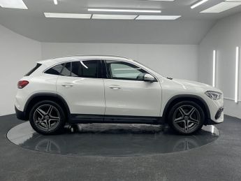 MERCEDES-BENZ GLA 1.3 GLA200 AMG Line (Executive) SUV 5dr Petrol 7G-DCT Euro 6 (s/