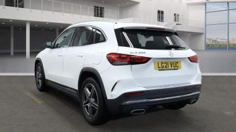 MERCEDES-BENZ GLA 1.3 GLA200 AMG Line (Executive) SUV 5dr Petrol 7G-DCT Euro 6 (s/
