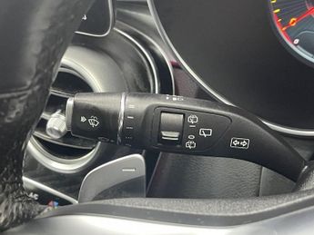 MERCEDES-BENZ GLC 2.0 GLC300d AMG Line (Premium) SUV 5dr Diesel G-Tronic+ 4MATIC E