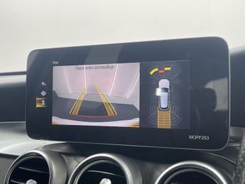 MERCEDES-BENZ GLC 2.0 GLC300d AMG Line (Premium) SUV 5dr Diesel G-Tronic+ 4MATIC E