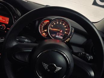 MINI HATCH 1.2 One Hatchback 3dr Petrol Manual Euro 6 (s/s) (102 ps)