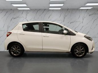 TOYOTA YARIS 1.5 VVT-i Icon Tech Hatchback 5dr Petrol CVT Euro 6 (111 ps)