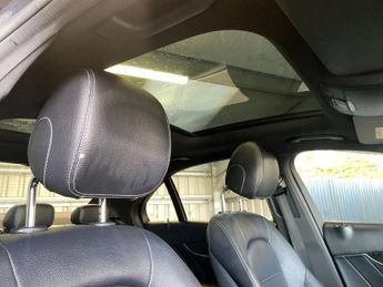 MERCEDES-BENZ C-CLASS 2.1 C250d AMG Line (Premium) Saloon 4dr Diesel 7G-Tronic+ Euro 6