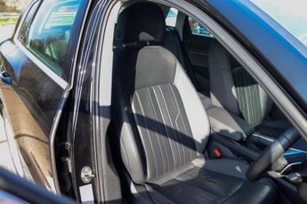 AUDI E-TRON 50 Technik SUV 5dr Electric Auto quattro 71.2kWh (11kW Charger) 