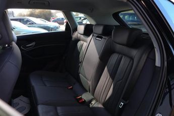 AUDI E-TRON 50 Technik SUV 5dr Electric Auto quattro 71.2kWh (11kW Charger) 