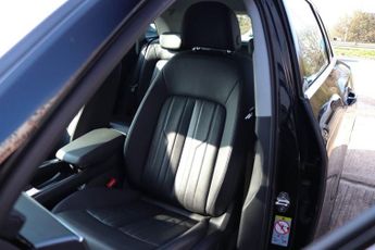 AUDI E-TRON 50 Technik SUV 5dr Electric Auto quattro 71.2kWh (11kW Charger) 