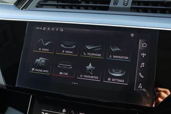 AUDI E-TRON 50 Technik SUV 5dr Electric Auto quattro 71.2kWh (11kW Charger) 