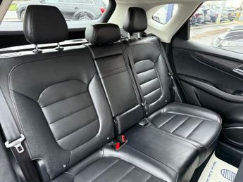 MG MG HS 1.5 T-GDI 16.6kWh Excite SUV 5dr Petrol Plug-in Hybrid Auto Euro