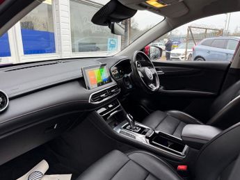 MG MG HS 1.5 T-GDI 16.6kWh Excite SUV 5dr Petrol Plug-in Hybrid Auto Euro