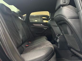 AUDI A6 SALOON 2.0 TFSI 45 Black Edition Saloon 4dr Petrol S Tronic quattro Eur