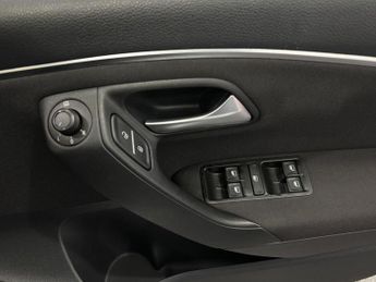 VOLKSWAGEN POLO 1.2 TSI BlueMotion Tech SE Hatchback 5dr Petrol DSG Euro 6 (s/s)