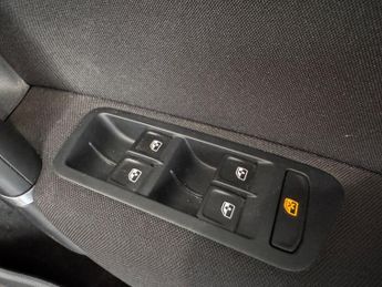 VOLKSWAGEN GOLF SV 1.4 TSI BlueMotion Tech SE MPV 5dr Petrol DSG Euro 6 (s/s) (125 